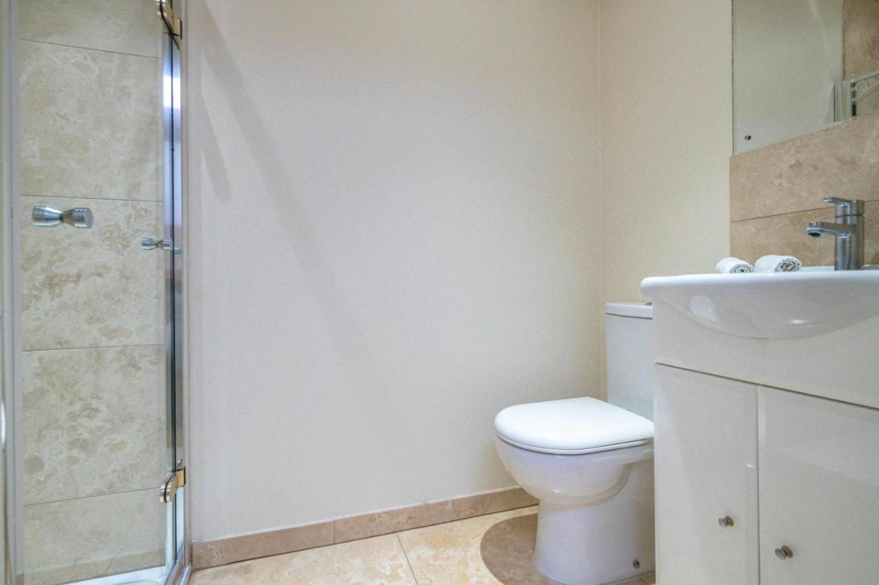 Gresham Apartment